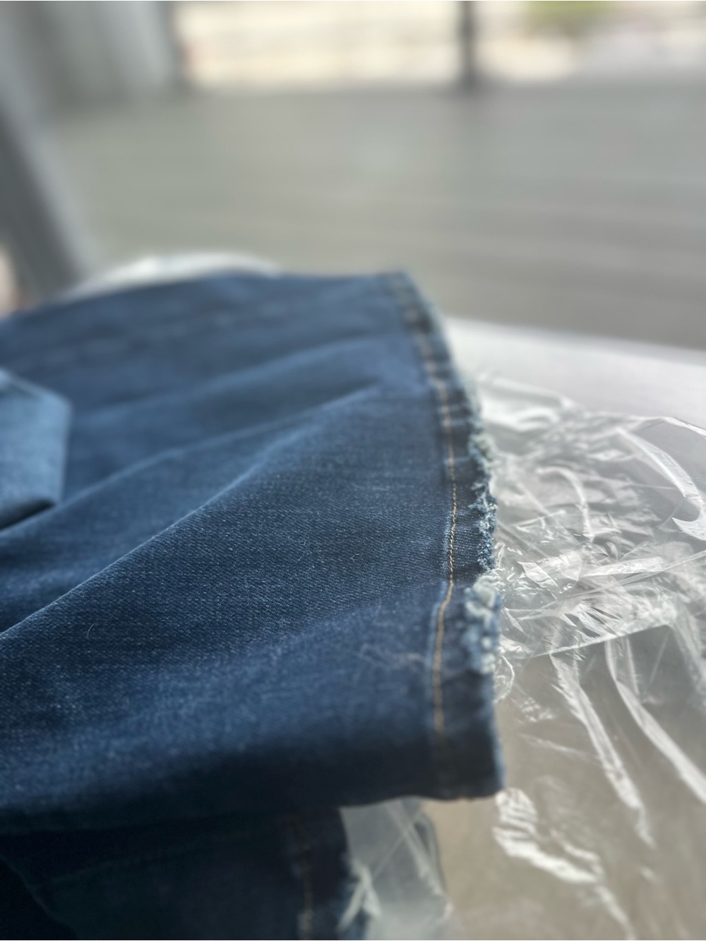 Good American Soft Tech Good Waist Palazzo Jeans Indigo Waist Cinching 16 - $178 - Picture 17 of 17